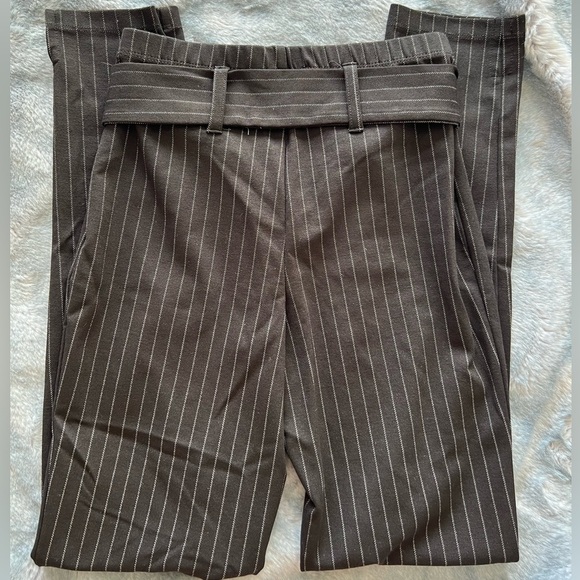 Forever 21 Tie Waist Pants - Picture 4 of 7